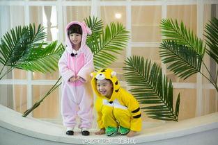 国产兄妹图片儿童视频,童真无邪，温馨瞬间